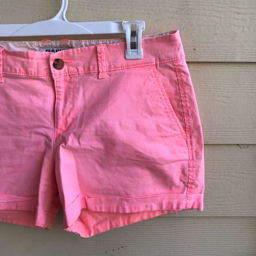 Old Navy cuff shorts - Picture 2 of 6